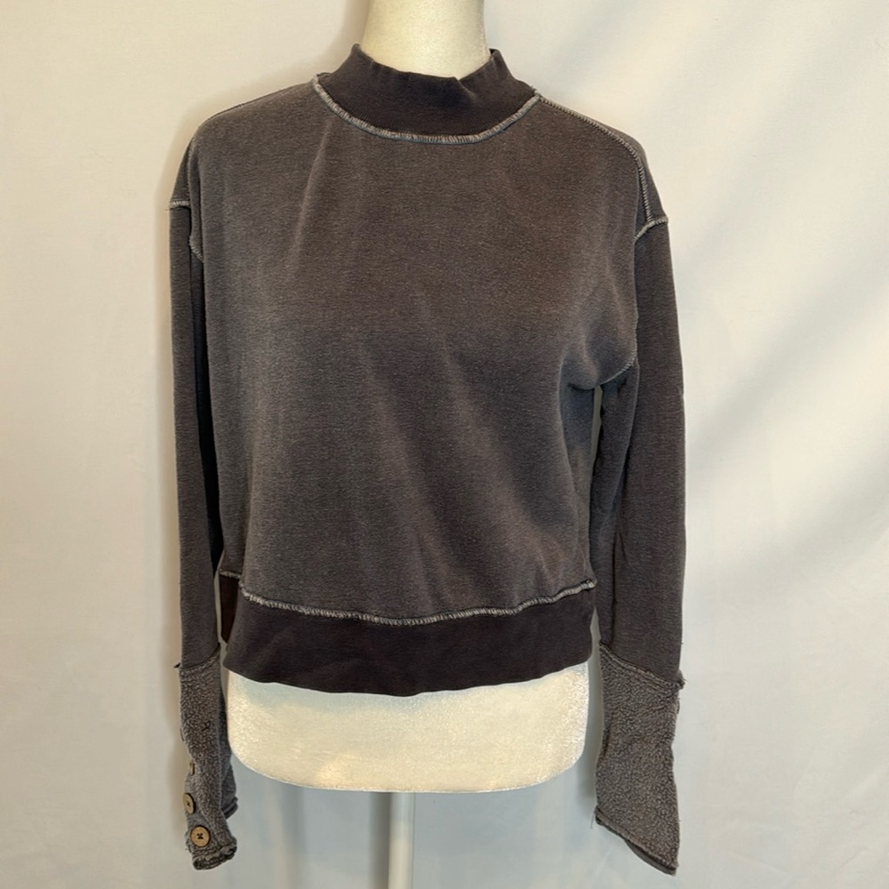 ❤️3/$30 Free People Look Ahead Cropped Sweatshirt